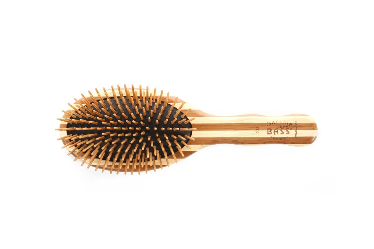 Bass Bambusbürste | Haarbürste mit Bambusstiften und Bambusgriff