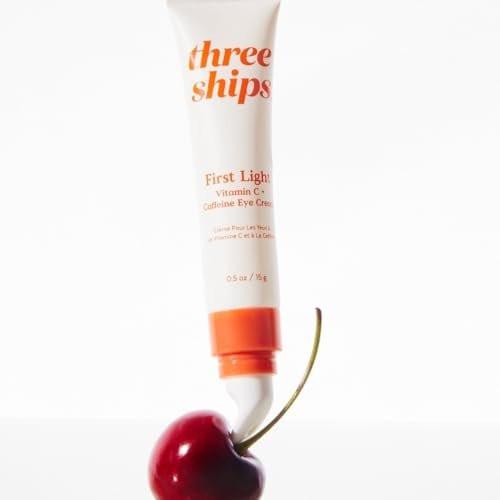 Three Ships – First Light Vitamin C + Koffein Augencreme | Entschwellen, Aufwachen, Hydratisieren der Augenpartie | Tierversuchsfrei, Vegan, Parabenfrei, Für empfindliche Haut geeignet (0,5 oz | 15 g)