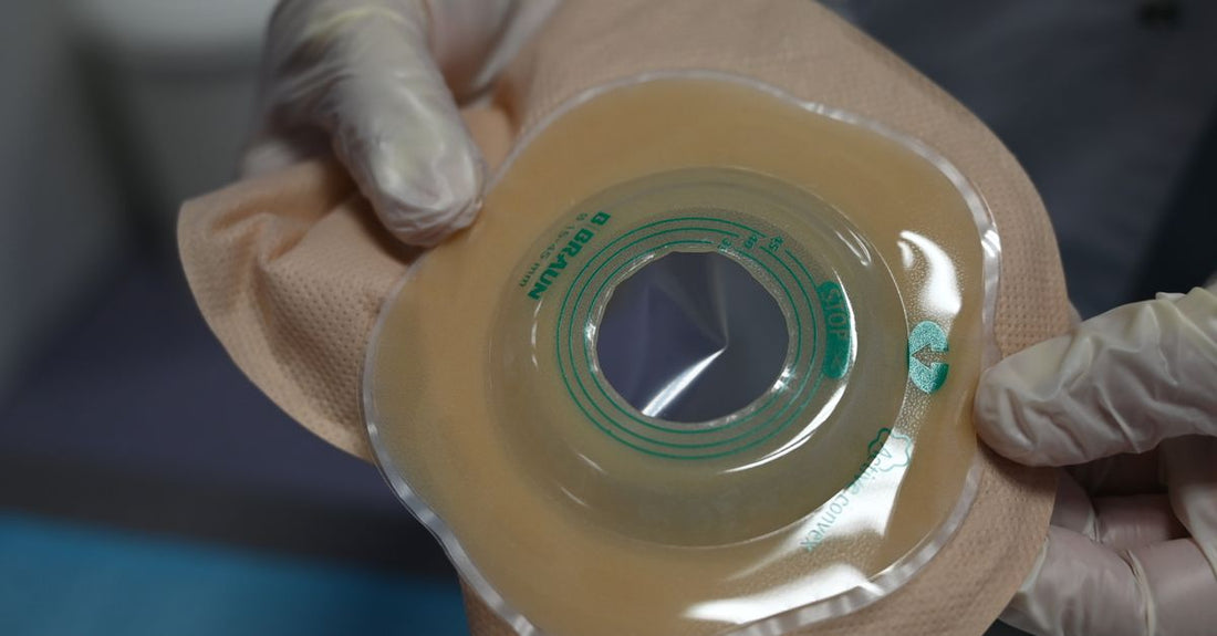 Sterile Verbandpads auf einem weißen Hintergrund, die besten Verbandpads 2026 für hygienische Wundversorgung