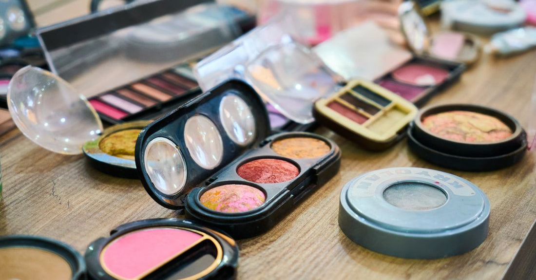 Lidschatten-Palette 2026 mit neutralen Farbtönen für die tägliche Routine