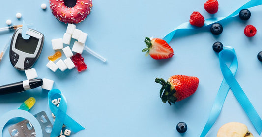 Raspberry Ketones zum Abnehmen – Flasche mit Himbeerketon-Kapseln auf einem weißen Tisch neben einer frischen Himbeere, natürliches Licht