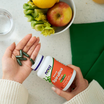 NOW Foods Natürliches Spirulina 500 mg mit Beta-Carotin (Vitamin A) und Vitamin B-12 – 120 vegane Kapseln