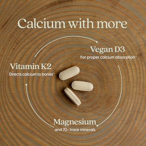 New Chapter Calcium Supplement – Knochenstärke auf pflanzlicher Basis, USDA Bio, mit Magnesium, Vitamin D3+K2, für Knochengesundheit & Gelenkbeweglichkeit, Herzunterstützung, 905 mg Dosis – 60 schlanke Tabletten