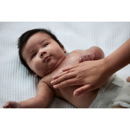 Johnson's Baby Seifenstück, Sanft für Babybad und Hautpflege, Hypoallergen und Dermatologisch getestet, Parabenfrei, Phthalatfrei, Farbstofffrei, 3 Unzen (Packung mit 6)