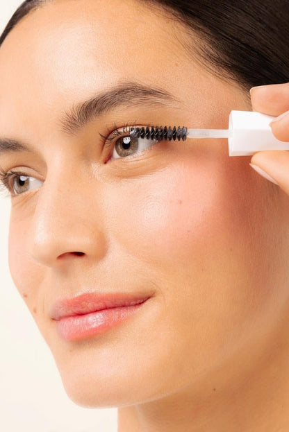Mavala Double Lash Nährstoffreiches Wimpernserum für längere, dichtere Wimpern und Augenbrauen – 0,3 Fl Oz (1er-Pack)
