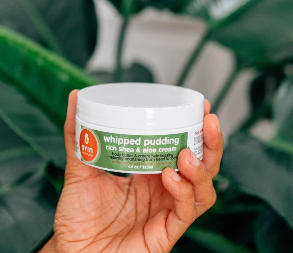 Oyin Handmade Whipped Pudding Reichhaltige natürliche Feuchtigkeitscreme | Sheabutter, Kakaobutter & Honig | Tiefenfeuchtigkeit für Haar & Haut | Locken, Wellen & trockene Haut | 237 ml