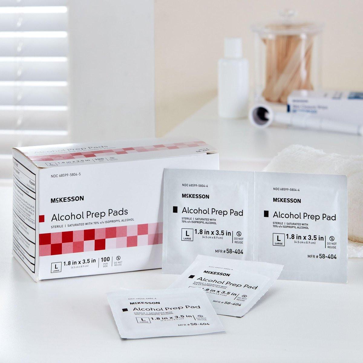 McKesson Alkohol-Vorbereitungspads, 100 Stück – steril, einzeln verpackt, 70% Isopropylalkohol, groß, 2-lagig, medizinische Qualität, Erste Hilfe