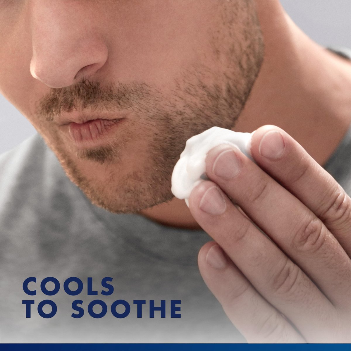 Gillette Series Soothing Rasiergel für Männer – Schutz vor 5 Anzeichen von Rasur-Reizungen, mit Aloe Vera, für empfindliche Haut, 75 ml