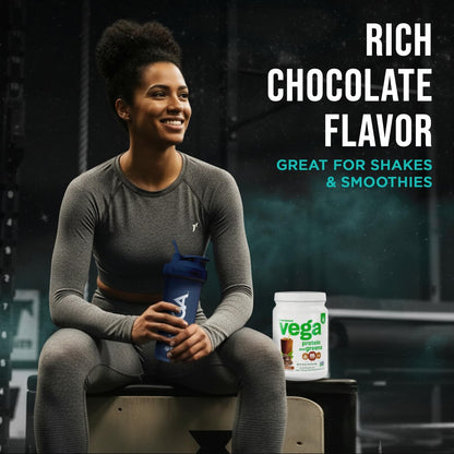 Vega Premium Protein + Supergreens, Schokolade – 20g veganes Protein, laktose- & glutenfrei, 544 g (16 Portionen)