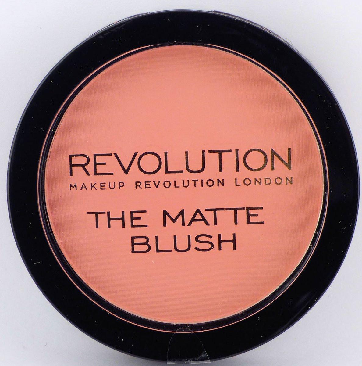 Makeup Revolution Matte Blush, Beloved – Mattes Puder-Rouge für einen natürlichen Teint