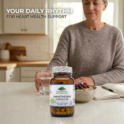 Pure Mountain Botanicals Weißdornkapseln - 1000 mg Bio-Weißdorn pro Portion - 90 vegane Kapseln - Unterstützung für Herz und Herz-Kreislauf-Gesundheit