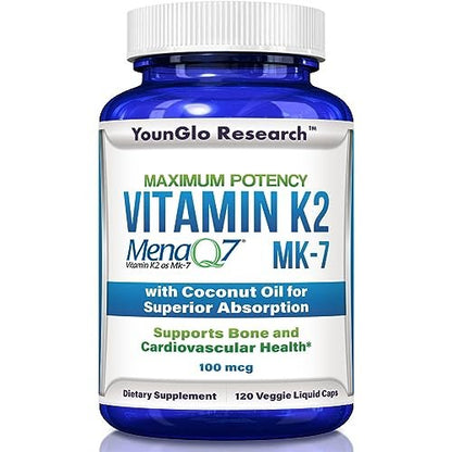 YounGlo Research Vitamin K2 MK7 (MenaQ7) 100 mcg mit Kokosöl für verbesserte Absorption – 120 vegane Kapseln zur Unterstützung von Knochenstärke und -dichte für Erwachsene, Männer und Frauen