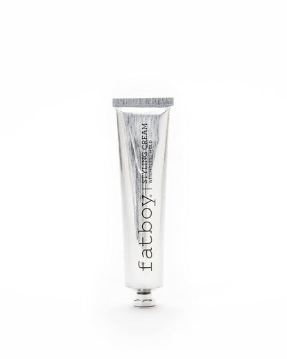 Fatboy Hair Styling Cream & Hitzeschutz – Mittlerer flexibler Halt für langanhaltendes Volumen, Haarverdickung, knackig-flexibler Finish, Haarpflege für alle Haartypen, parabenfrei, farbsicher, 80 ml