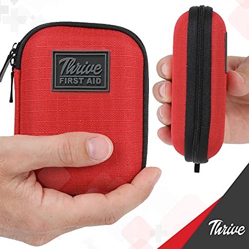 Thrive Mini Erste-Hilfe-Set – Kompaktes Reise-Set, wasserdicht, 66-teilig, rot