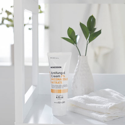 McKesson Antifungal Creme 2% Miconazolnitrat Creme 4oz Tube (1 Einheit), # 6391 (ehemals Repara Antifungal Creme)