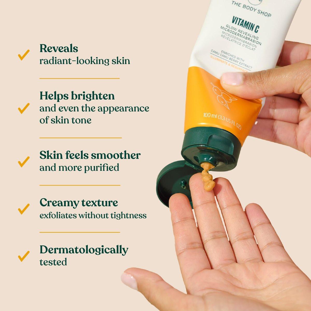 The Body Shop Vitamin C Glow Boosting Microdermabrasion – Peeling für müde, fahle Haut – Vegan – 100 ml