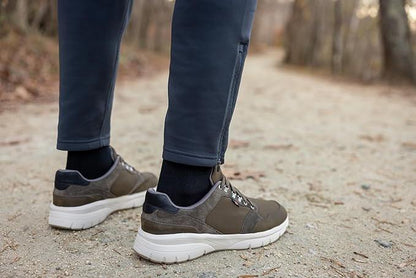 Dr. Scholl's 4er-Pack Diabetiker & Durchblutungsfreundliche Nicht-Einschnürende Knöchel-Freizeitsocken für Herren, Schwarz, Schuhgröße 7-12 US