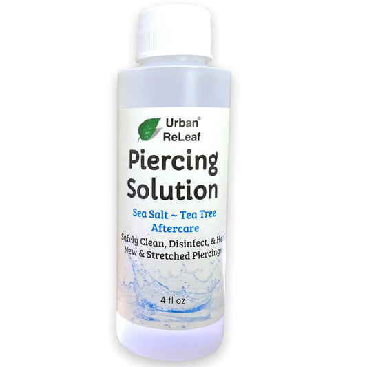 Urban ReLeaf Piercing Solution – Beruhigende Meersalze & Teebaumöl Nachsorge 118 ml, gebrauchsfertig. Reinigt und beruhigt neue & gedehnte Piercings sicher. Sanft, wirksam, natürlich & bewährt. Wirkt schnell
