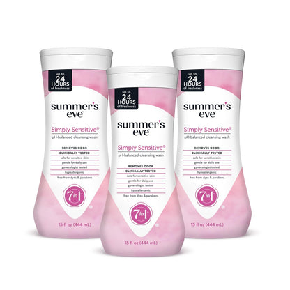 Summer's Eve Simply Sensitive All-Over Daily Feminine Waschgel, pH-ausgeglichene Körperwäsche für Frauen, sanfte Intimpflege gegen vaginalen Geruch, gynäkologisch getestet, 3 x 444 ml