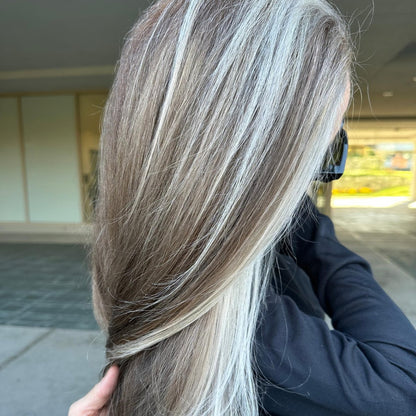 RUSK Deepshine PlatinumX Reparaturbehandlung – Repariert und pflegt chemisch behandeltes oder geschädigtes Haar, verleiht Glanz für Platin, Blond, Grau und Silber, 250 ml