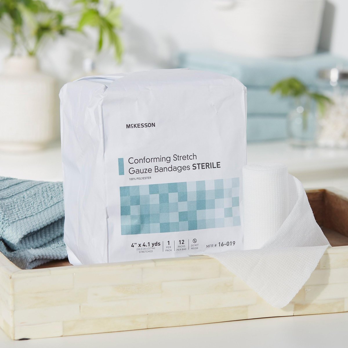McKesson Konform-Mullbinde, steril, 10 cm x 3,7 m, 12 Stück