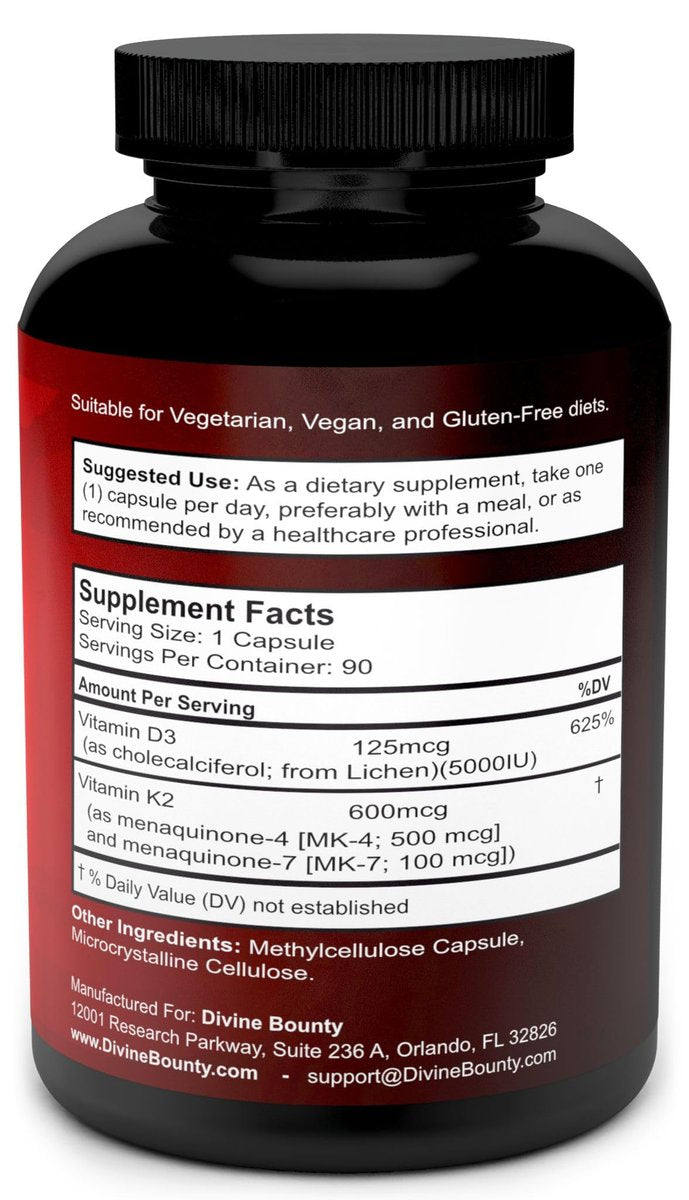 Divine Bounty Vitamin K2 (MK7 & MK4) mit D3 – Vitamin K & D als MK-7 100 µg, MK-4 500 µg und 5000 IE Vitamin D3 3-in-1 Formel – Knochen- und Herzunterstützung – 90 nicht-GMO vegetarische Kapseln