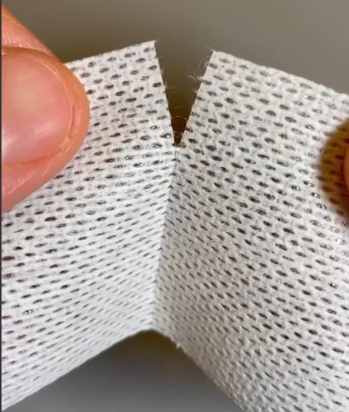 Areza Medical Chirurgisches Tape – Atmungsaktives, poröses Hautklebeband aus weichem Stoff – Fabripore – 2" x 10 yds (5 cm x 9 m) – 3 Rollen pro Packung