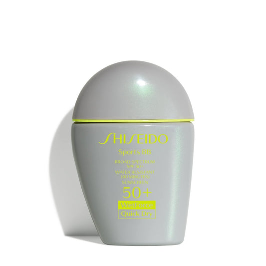 Shiseido Sports BB Cream SPF 50+ Sonnenschutz, Dunkel - 30 ml - Schnell trocknende, nicht klebende Formel für natürlichen, ganztägigen Teint - Schweiß-, Wasser- und Transferresistent - Nicht komedogen