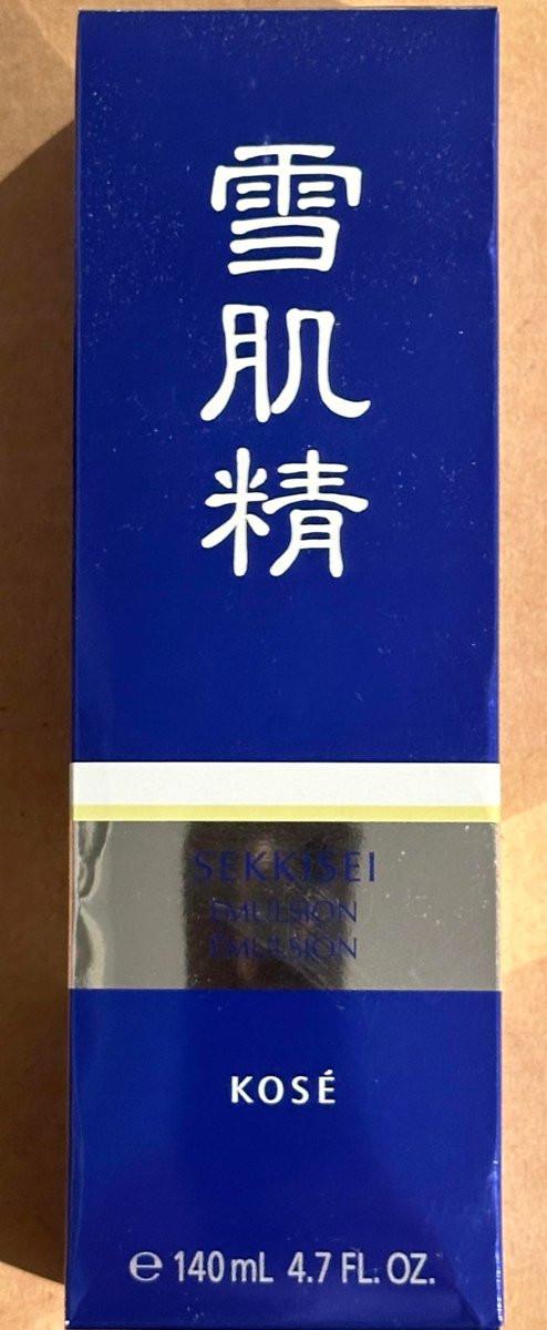 SEKKISEI Emulsion – Leichte, feuchtigkeitsspendende Gesichtspflege mit Vitamin C und Jober’s Tränen Extrakt, 140 ml