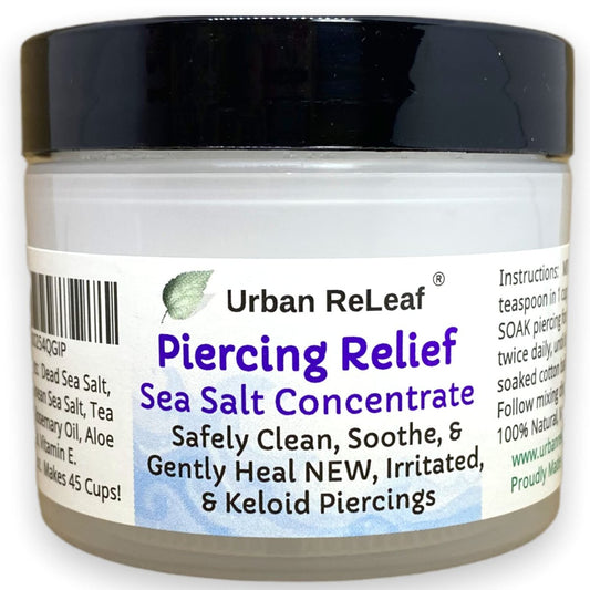 Urban ReLeaf PIERCING RELIEF Meersalzkonzentrat zur Nachsorge – Sicher reinigen, beruhigen und sanft beruhigen bei neuen, gereizten und Keloid-Buckel-Piercings. Wirksames nicht jodiertes Totes Meer Salz, Teebaum, Rosmarin