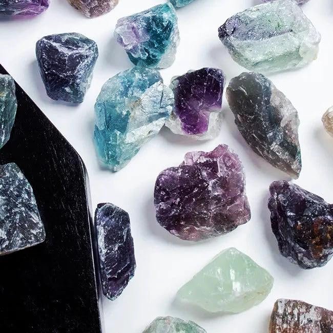 Simurg Roher Fluoritstein 1lb – Regenbogen-Fluorit-Rohkristall der Güteklasse A für Lapidary, Tumbling, Cabbing, Polieren, Reiki-Heilung