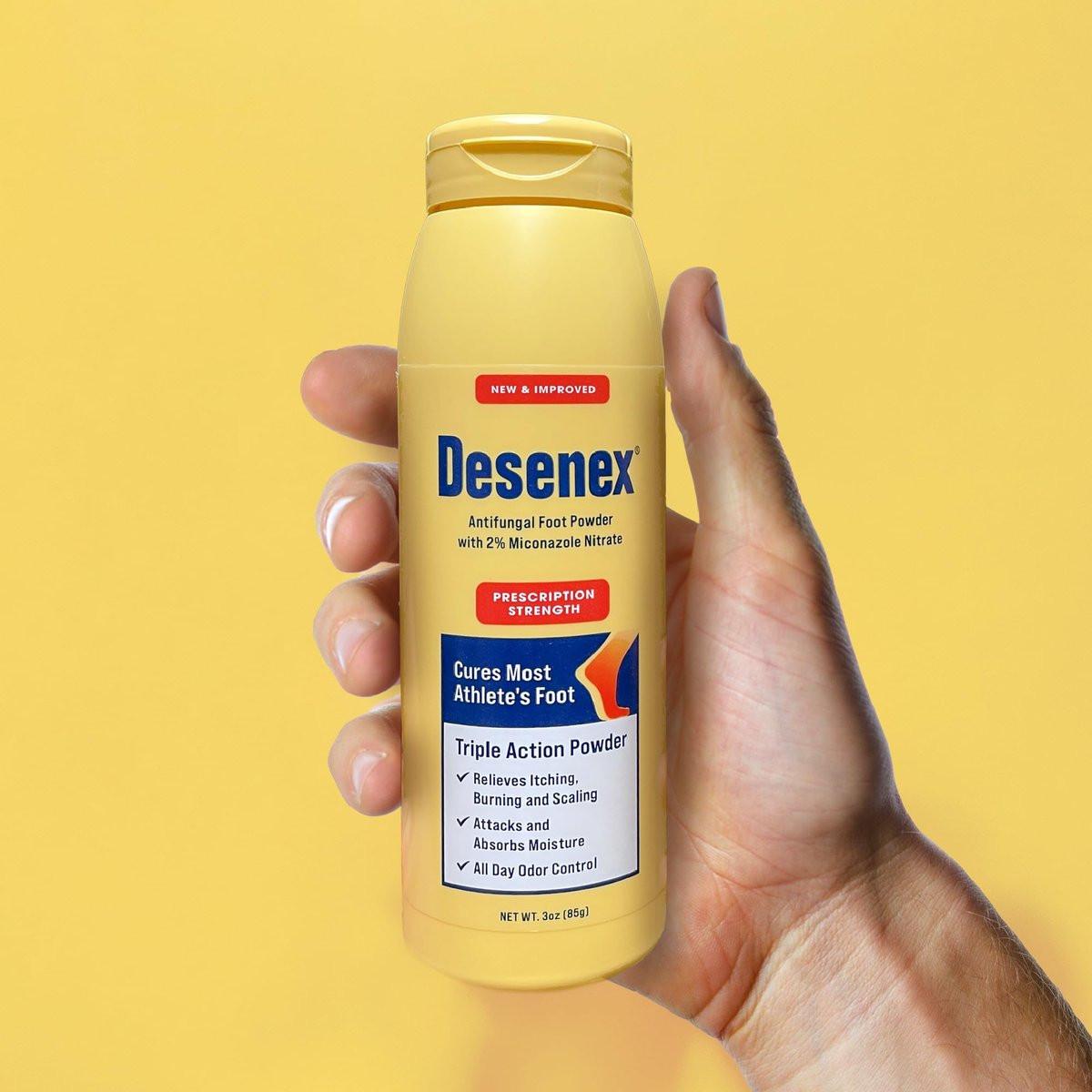 Desenex Anti-Pilz Fußpuder gegen Fußpilz, 2% Miconazolnitrat, lindert Juckreiz, Brennen und Schuppen, absorbiert Feuchtigkeit, 85 g Flasche