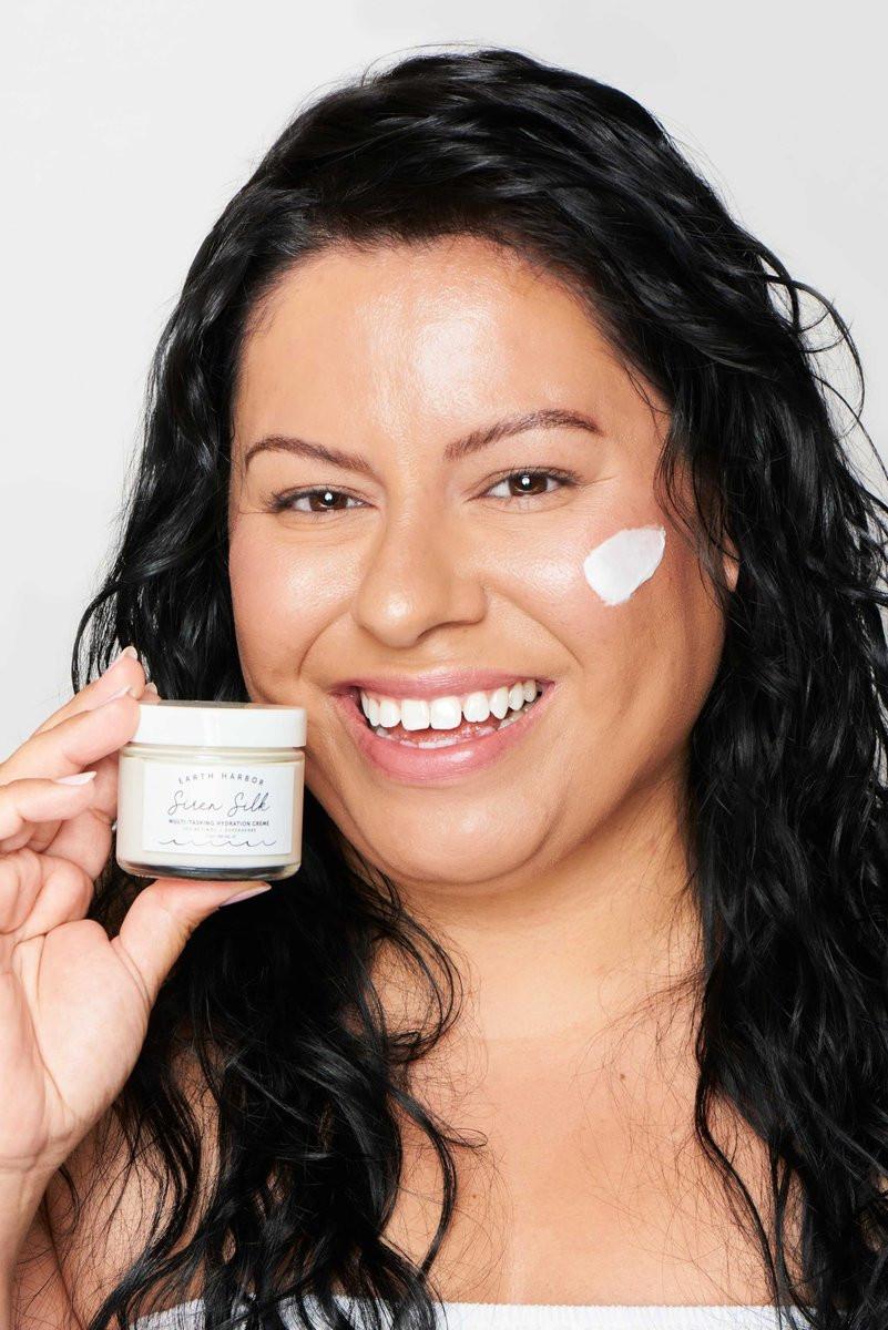 Earth Harbor SIREN SILK Multi-Tasking Hydration Creme – Nachtcreme mit 20 botanischen Wirkstoffen, vegan & tierversuchsfrei, Meer-Retinol-Alternative für intensive Feuchtigkeit, feine Linien & Falten, 59 ml