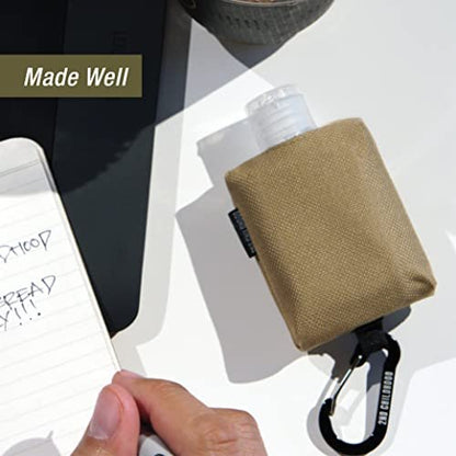 2nd Childhood Handdesinfektionsmittel Schlüsselanhänger – Nachfüllbare 60 ml Flasche mit Clip-On Halter – Tragbare Desinfektionsmittelbox für Handtasche, Rucksack, Sporttasche (Oliv)