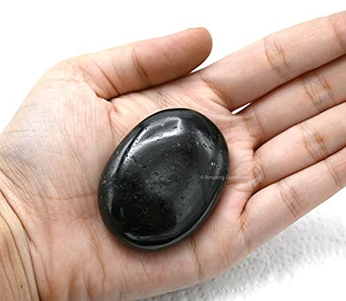 Schwarzer Turmalin Heilstein – Großer Handschmeichler für Glück, positive Energie & Meditation – Ideal als Geschenk für Frauen & Männer