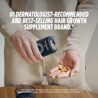 Nutrafol Männer Haarnahrungsergänzungsmittel, klinisch getestet für sichtbar dichteres Haar und Kopfhautabdeckung, von Dermatologen empfohlen - 3-Monatsvorrat, Packung mit 3