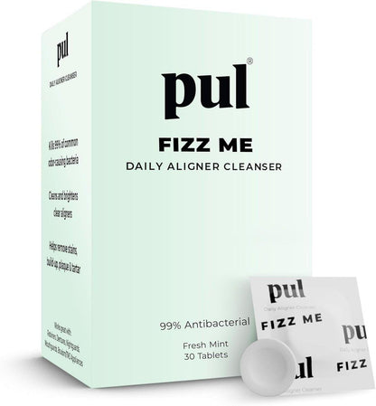 PUL Retainer Reinigungstabletten – Aligner Reiniger für Invisalign und durchsichtige Zahnschienen, tägliche Retainer Reinigungstabletten und Zahnprothesen Reiniger – entfernt Geruch, Verfärbungen und Plaque – 30-Tage-Vorrat