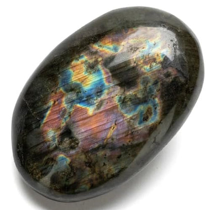 KALIFANO Palmstein mit heilender & beruhigender Wirkung - AAA+ Grade High Energy Sorgenstein mit Infokarte - Reiki-Kristall für Mut (Familienbetrieb) (Labradorit)