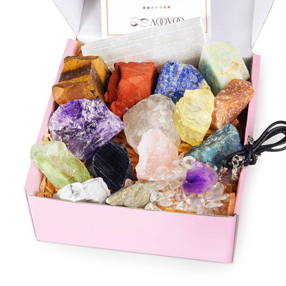 AOOVOO 17-teiliges Kristall- und Heilstein-Set: 14 echte Roh-Chakra-Steine, Selenit-Ladeplatte, Amethyst-Halskette, Rosenquarz – Geschenkbox mit Anleitung für Anfänger, Meditation, Yoga