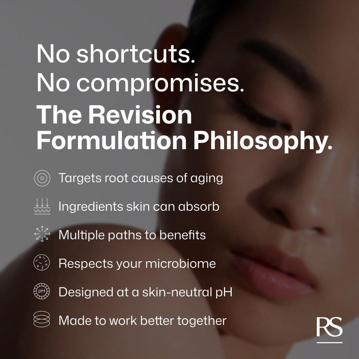 Revision Skincare Intellishade® Clear SPF 50 – Anti-Aging Tagescreme mit Sonnenschutz, Ölfrei, Peptide & Vitamin C, Unsichtbarer Breitbandschutz, 1,7 oz