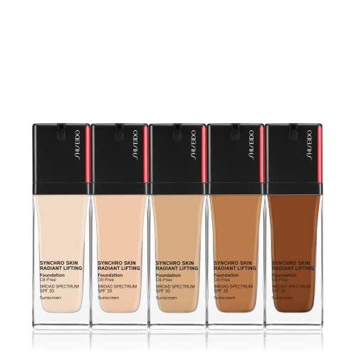 Shiseido Synchro Skin Radiant Lifting Foundation SPF 30, 440 Amber – 30 ml – Mittlere bis hohe, aufbaubare Deckkraft – 24-Stunden-Feuchtigkeitsversorgung – übertragungs-, falten- und wischfest – nicht komedogen