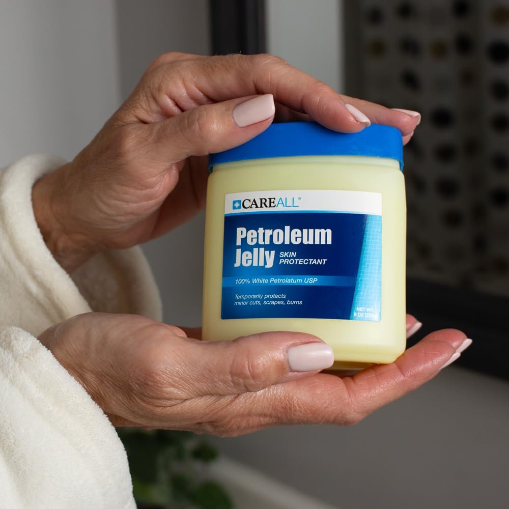 CareAll Petroleum Jelly 13 Oz Glas – Unparfümiert, 100% reines weißes Vaseline USP – Hautschutz bei kleinen Schnitten, Schürfwunden, Verbrennungen – Feuchtigkeitsspender für trockene Haut und Lippen