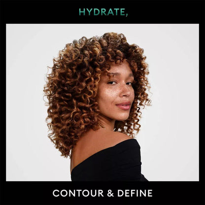 TRESemmé Defining Hair Mousse, Locken-Schaumfestiger, 2er-Pack – Lockenprodukte mit pflegendem Kokos- und Avocadoöl + Keratin-Haarmaske