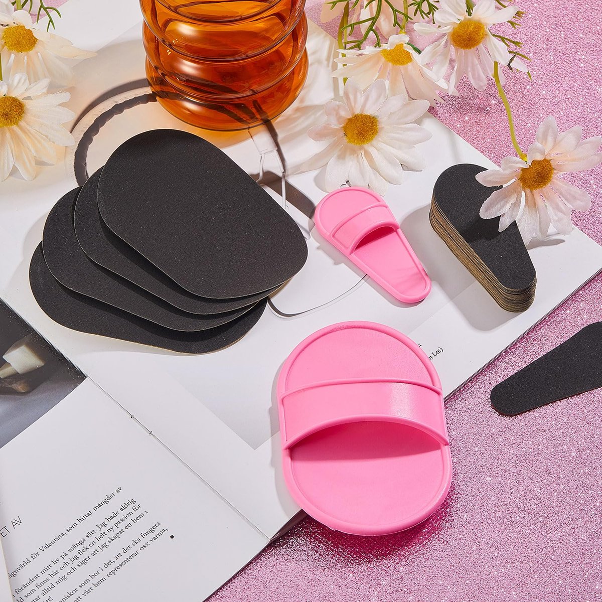 Chengu 62-teiliges Kristallbeine und Gesichtshaarentfernungs-Kit für Frauen - 2 Größen Smooth Away Pads, 60 feine Peeling-Schleifpapiere für Lippen- und Hautpflege (Pink, Schwarz)