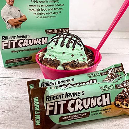 FITCRUNCH Snack Size Proteinriegel, entwickelt von Robert Irvine, 6-Schicht gebackener Riegel, 3g Zucker, glutenfrei & weicher Kuchenkern (6 Riegel, Minz-Schokoladenstückchen)