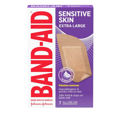 BAND-AID Brand Pflaster für empfindliche Haut, hypoallergene Erste-Hilfe-Pflaster mit schmerzfreiem Entfernen, haften bei Nässe & geeignet für zu Ekzemen neigende Haut, extra große Größe, 7 Stück