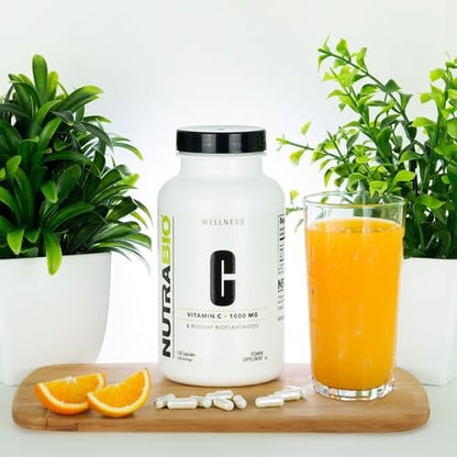 NutraBio Vitamin C mit Hagebutte – Unterstützt gesunde Knochen, Zähne und Zahnfleisch, Immunfunktion – Ohne Füllstoffe oder Hilfsstoffe – (120 Kapseln, 1000 mg Vitamin C pro Kapsel)