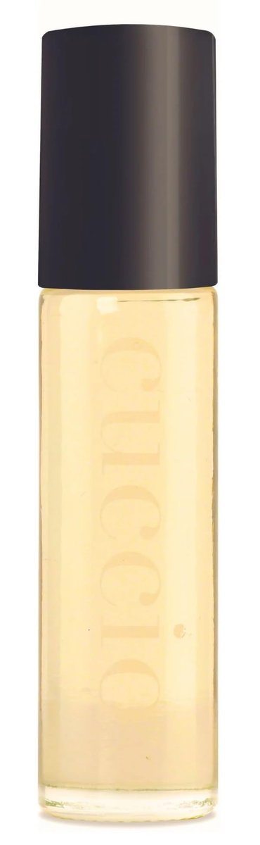 Cuccio Naturale Revitalisierendes Nagelhautöl im Roll-On – Milch & Honig – 10 ml – Nährende und feuchtigkeitsspendende Pflege für gesündere Nägel & Nagelhaut – Einfach anzuwendender Rollerball-Applikator – Paraben- und tierversuchsfrei