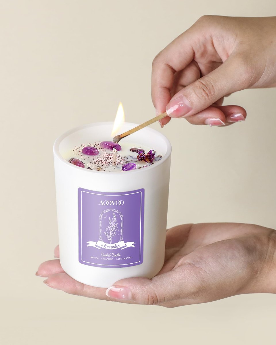 AOOVOO Lavendel-Duftkerzen für Frauen – Aromatherapie-Kerze mit Kristallen im Inneren, 10 oz Sojakerze für Zuhause, Geburtstagsgeschenk Muttertag Kerze für Frauen Mama