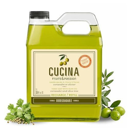 Cucina Fruits & Passion Handseife Nachfüllpack – Koriander & Olivenbaum – 1 Liter – Mit Olivenöl angereicherte Küchenseife – Biologisch abbaubar – Vegan – Hergestellt in Kanada